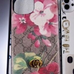 Floral Pattern Phone Case with Gold Accent